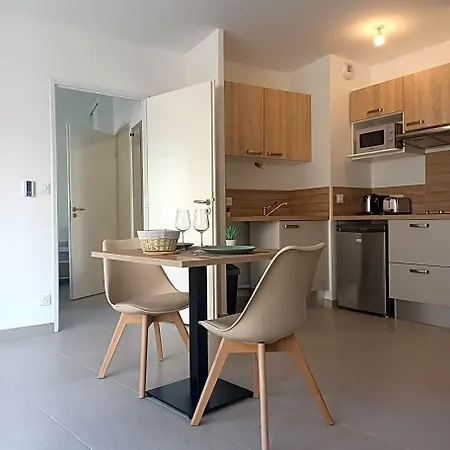 Cosy Diem Cap D'agde Aparthotel 3*